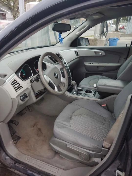 2012 Chevrolet Traverse - Image 11 of 12
