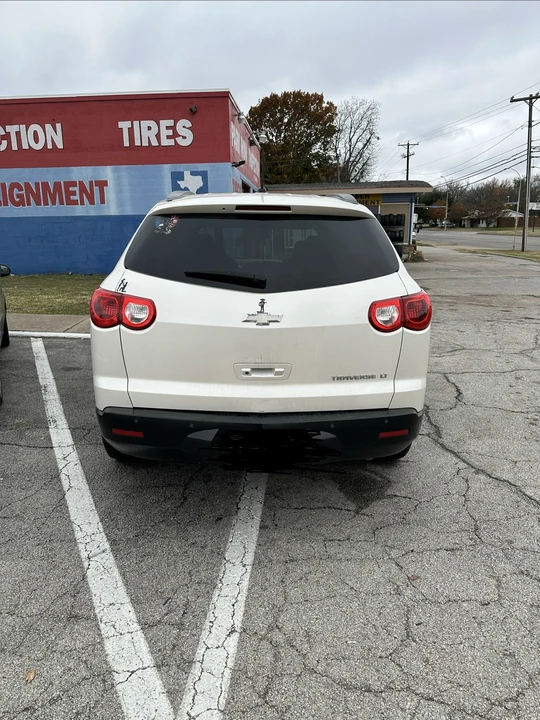2012 Chevrolet Traverse - Image 5 of 17