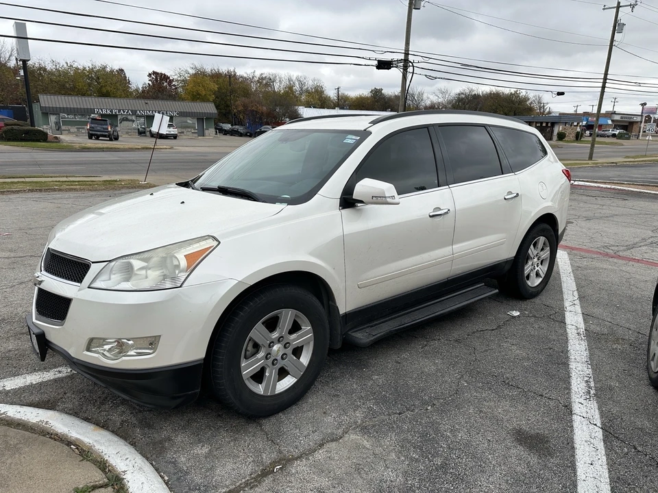 2012 Chevrolet Traverse - Image 6 of 17