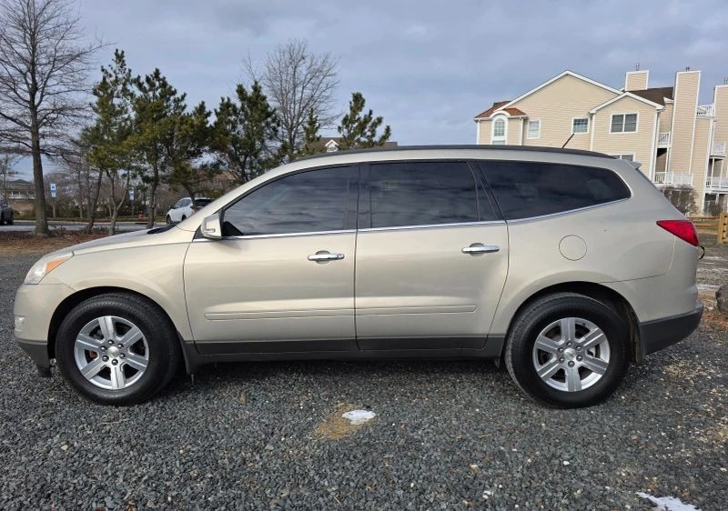 2012 Chevrolet Traverse - Image 4 of 12