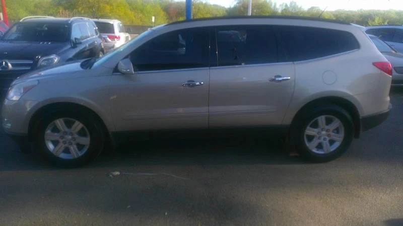 2012 Chevrolet Traverse - Image 4 of 12