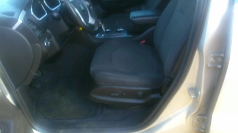 2012 Chevrolet Traverse - Image 10 of 12