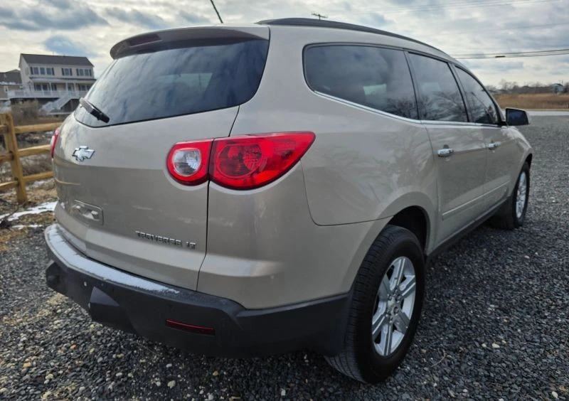 2012 Chevrolet Traverse - Image 6 of 12