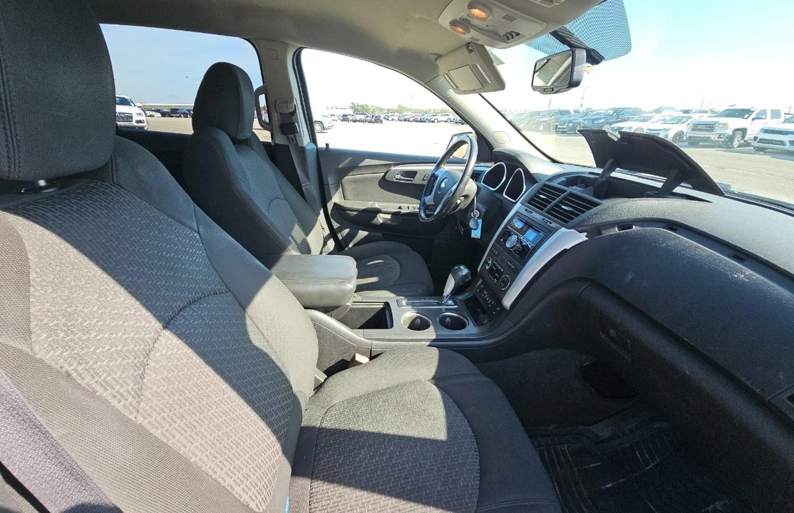 2012 Chevrolet Traverse - Image 8 of 13