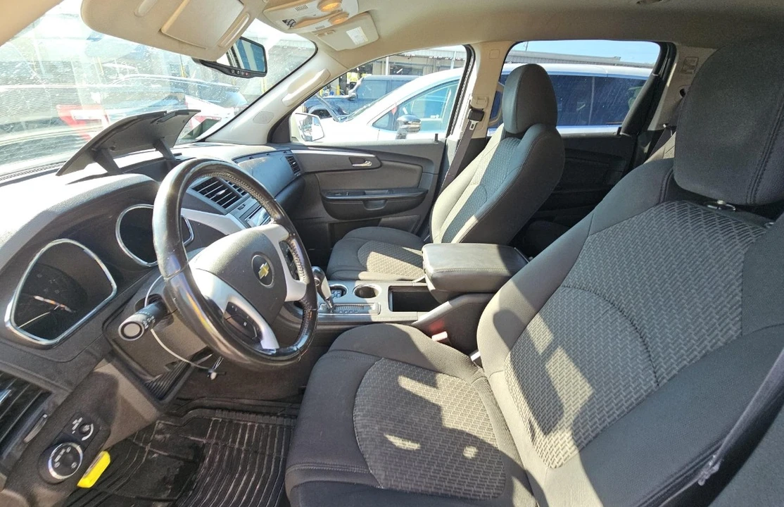 2012 Chevrolet Traverse - Image 7 of 13