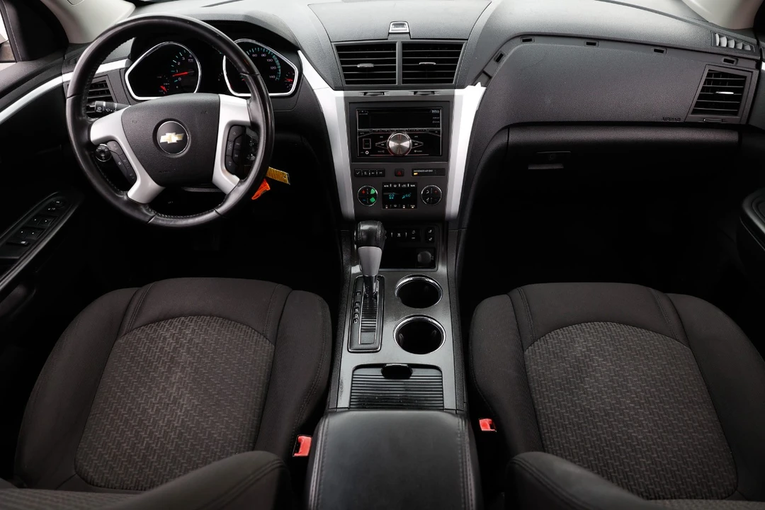 2012 Chevrolet Traverse - Image 2 of 21