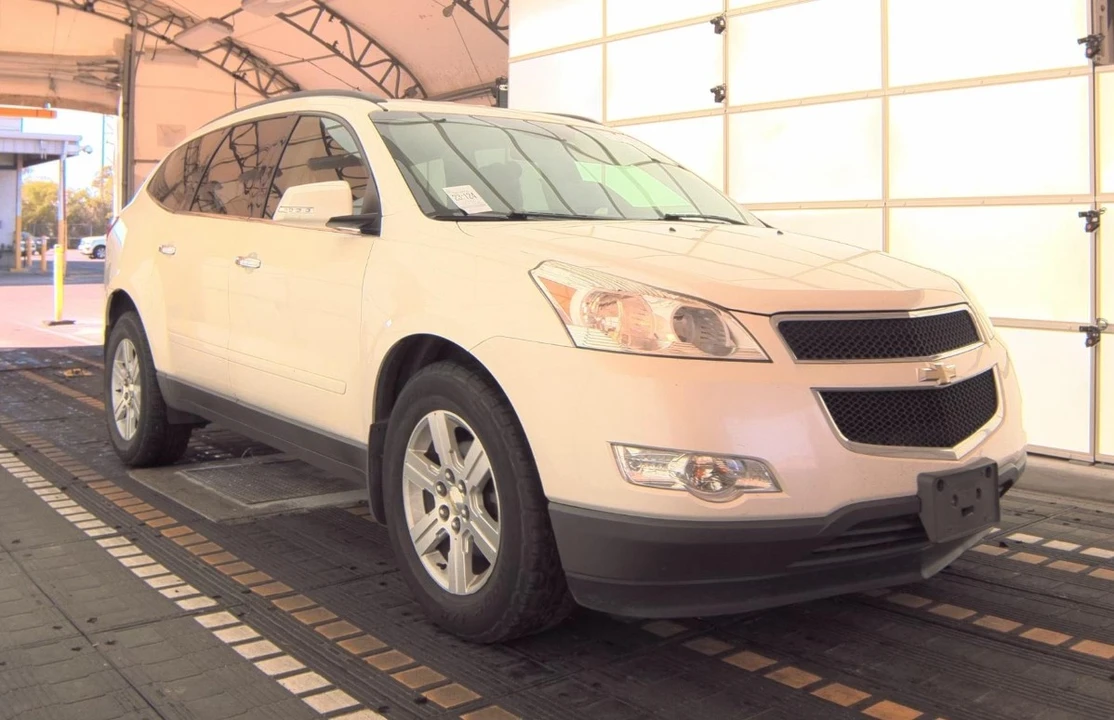 2012 Chevrolet Traverse - Image 3 of 13