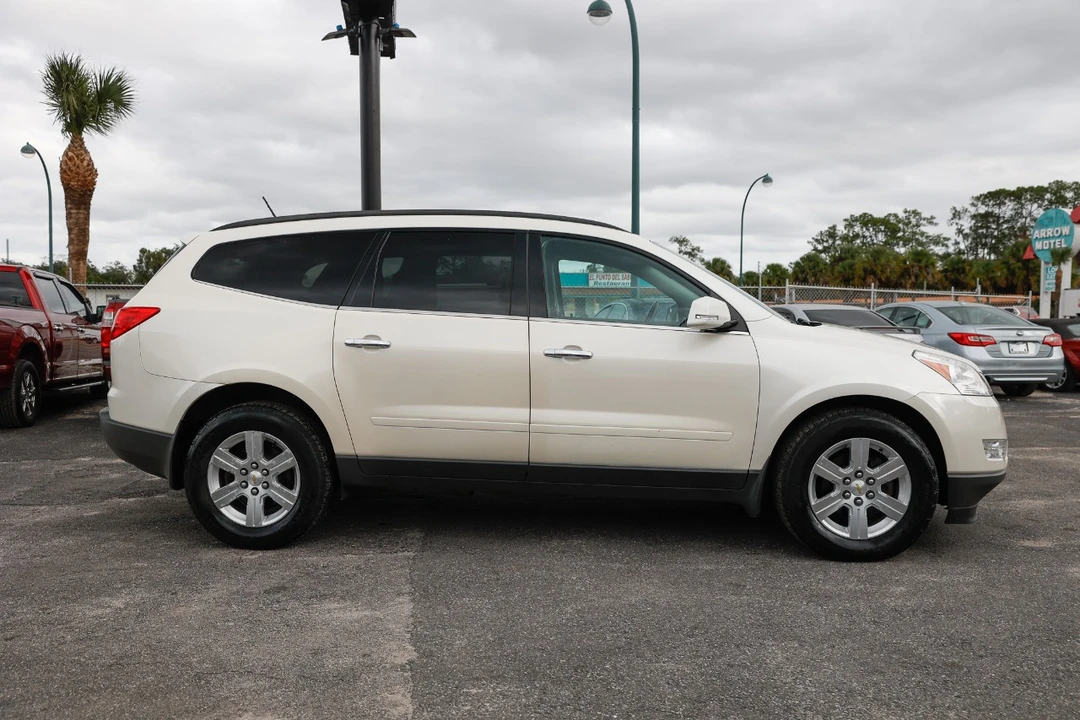 2012 Chevrolet Traverse - Image 13 of 21