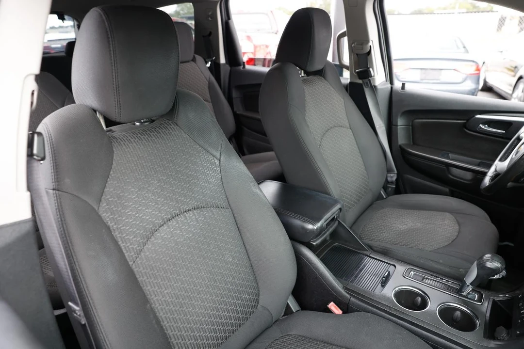 2012 Chevrolet Traverse - Image 16 of 21