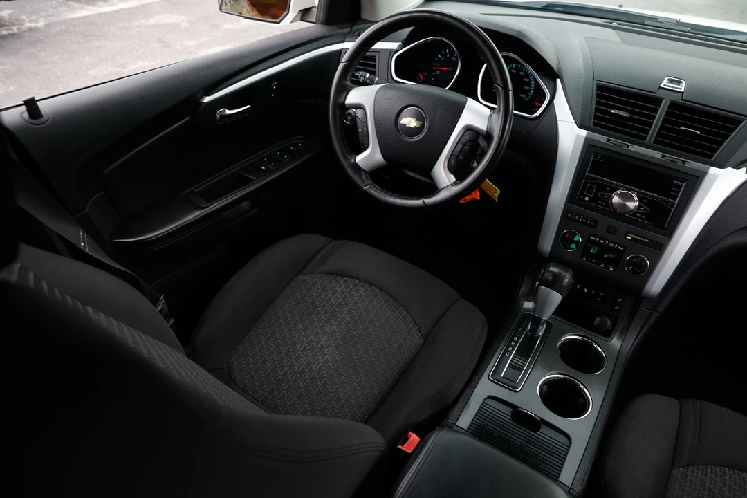 2012 Chevrolet Traverse - Image 20 of 21