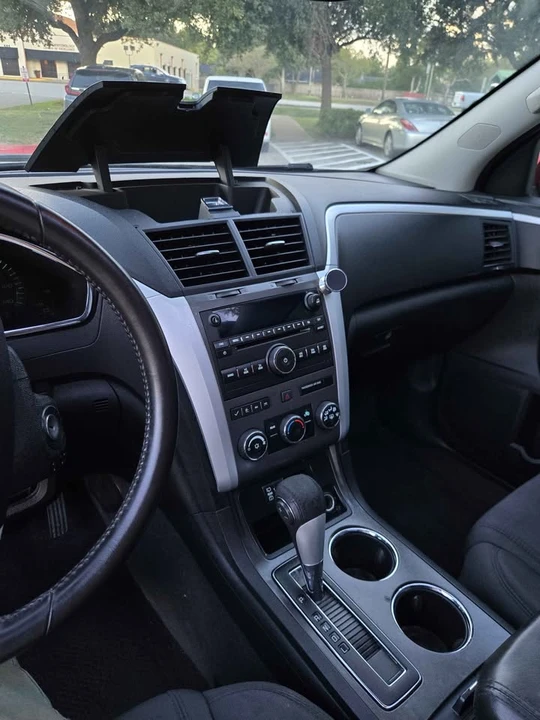 2012 Chevrolet Traverse - Image 11 of 13