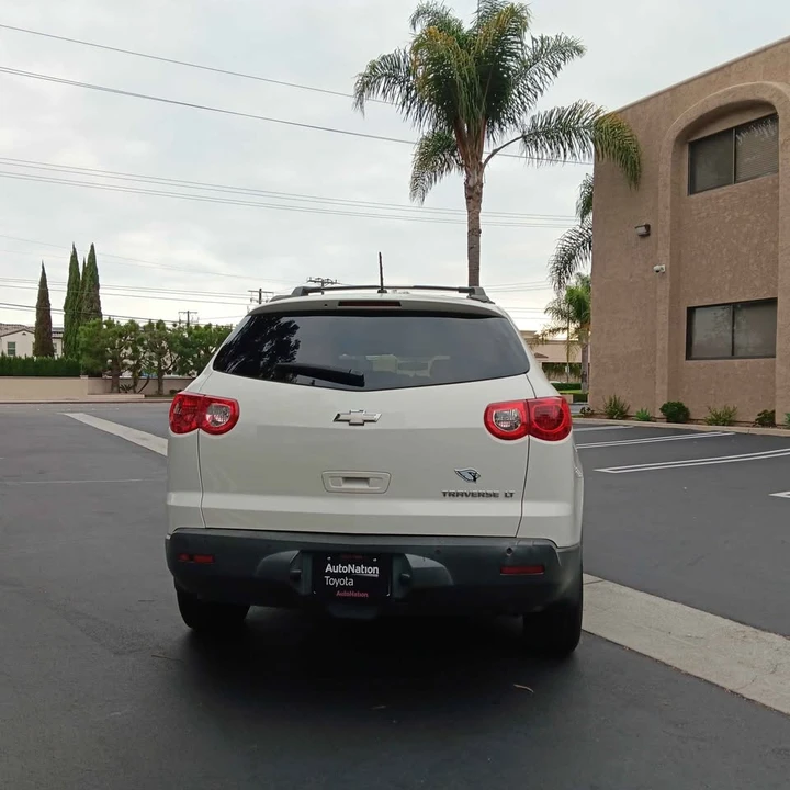 2012 Chevrolet Traverse - Image 5 of 14
