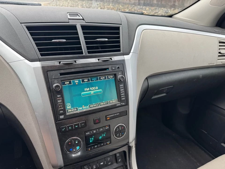 2012 Chevrolet Traverse - Image 11 of 12