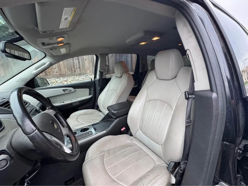 2012 Chevrolet Traverse - Image 8 of 12