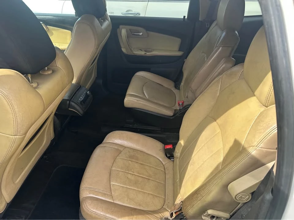2012 Chevrolet Traverse - Image 6 of 7