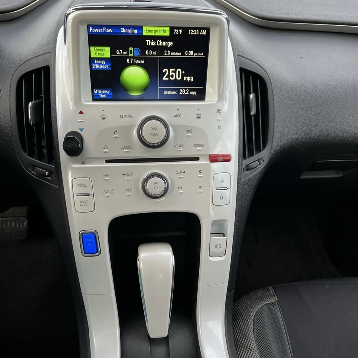 2012 Chevrolet Volt - Image 10 of 13