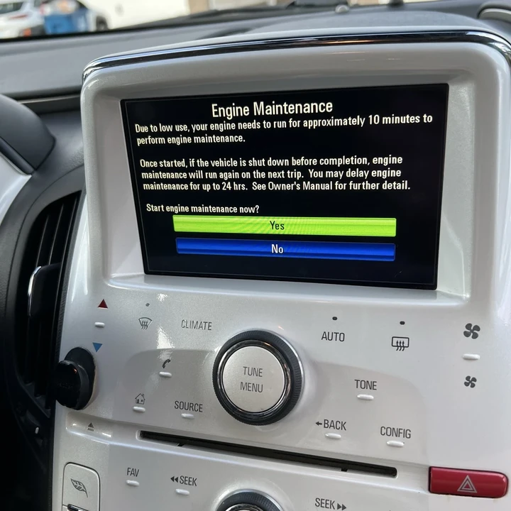 2012 Chevrolet Volt - Image 11 of 20