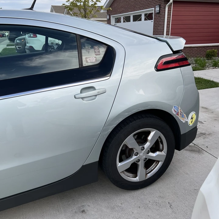 2012 Chevrolet Volt - Image 5 of 13