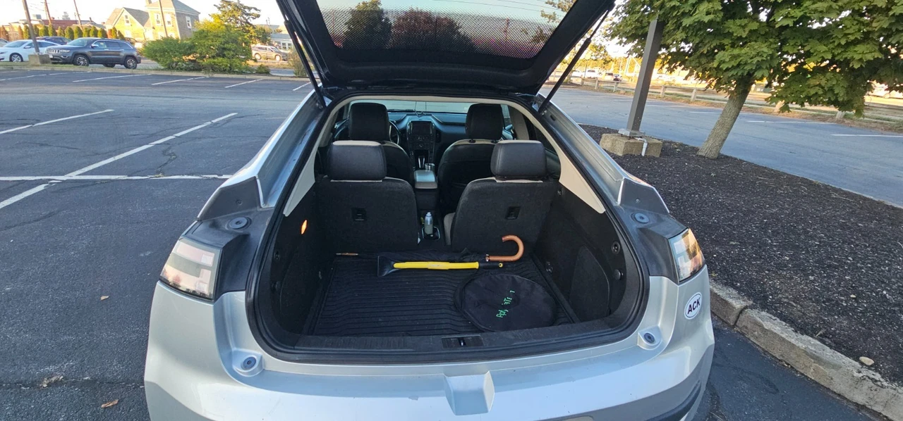 2012 Chevrolet Volt - Image 10 of 15