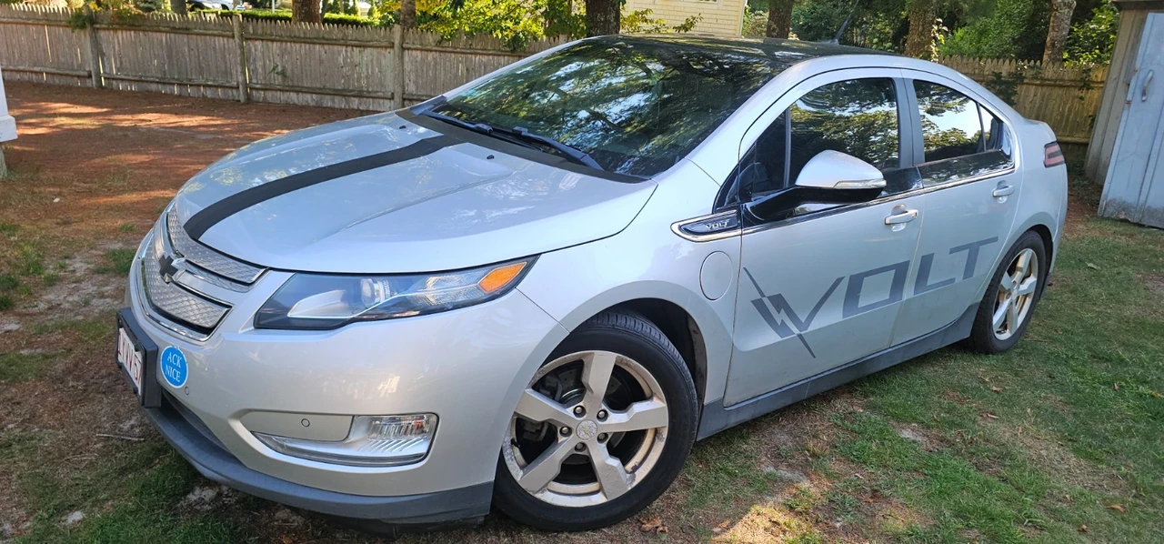 2012 Chevrolet Volt - Image 12 of 15