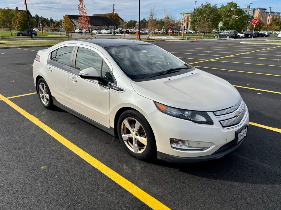 2012 Chevrolet Volt - Image 7 of 18