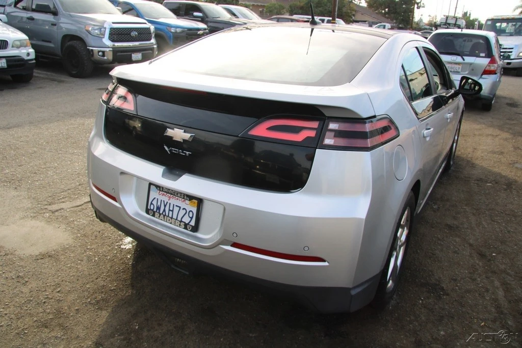 2012 Chevrolet Volt - Image 5 of 21