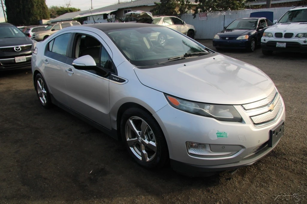 2012 Chevrolet Volt - Image 2 of 21