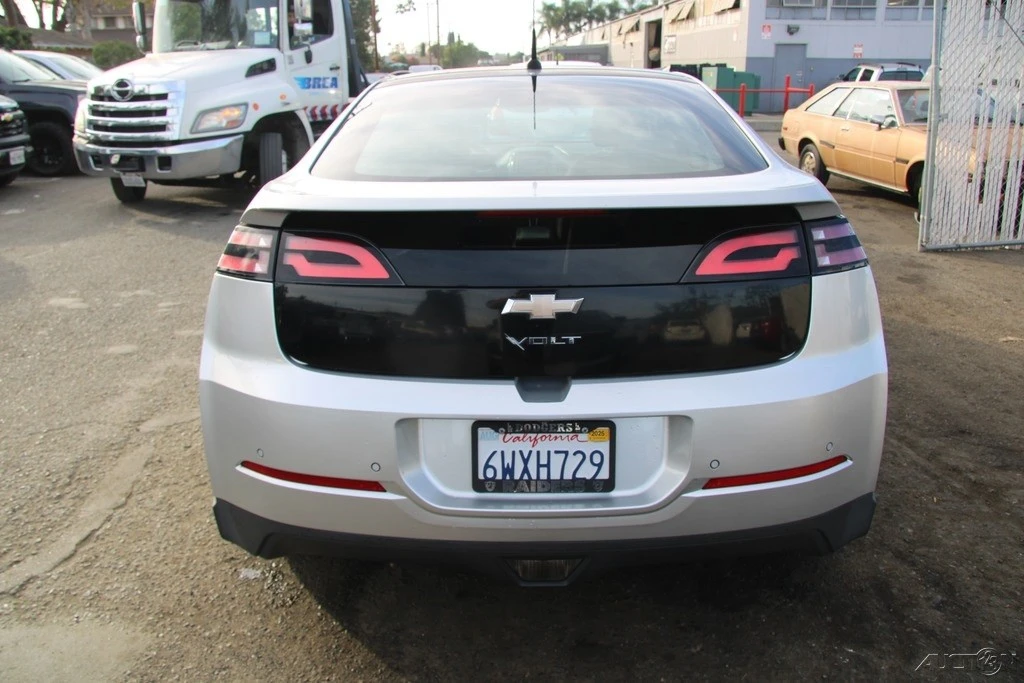 2012 Chevrolet Volt - Image 6 of 21