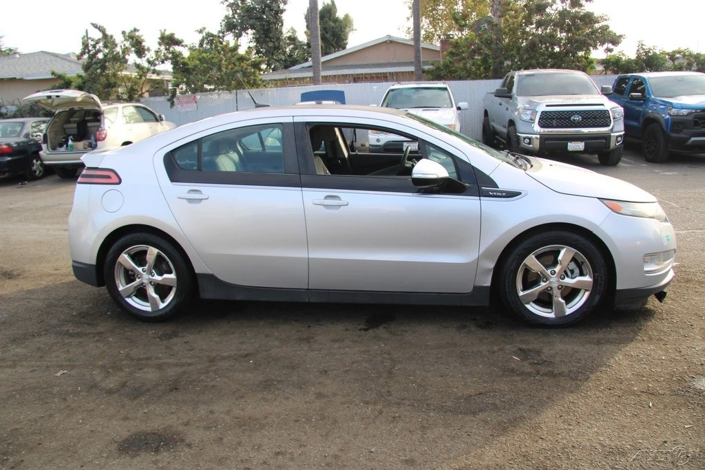 2012 Chevrolet Volt - Image 3 of 21