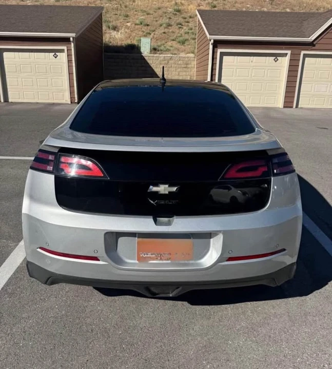 2012 Chevrolet Volt - Image 2 of 8