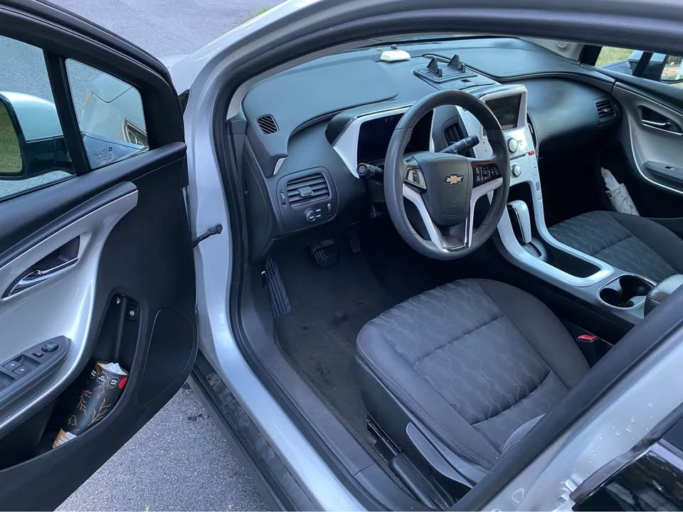 2012 Chevrolet Volt - Image 7 of 12
