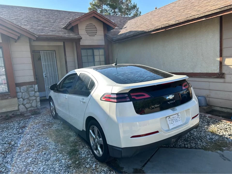 2012 Chevrolet Volt - Image 2 of 6
