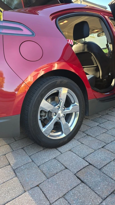 2012 Chevrolet Volt - Image 12 of 21