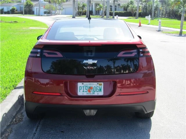 2012 Chevrolet Volt - Image 4 of 12