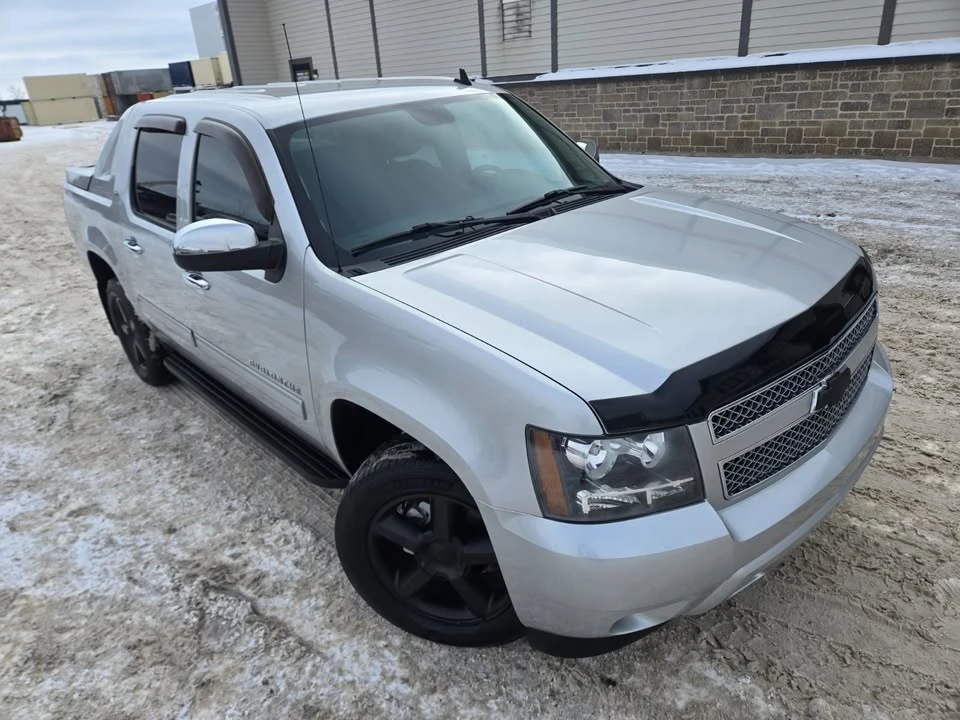 2012 Chevrolet Avalanche - Image 12 of 20