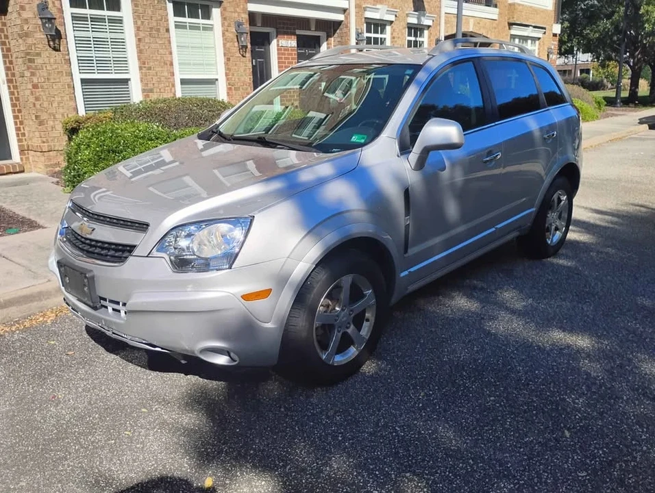 2012 Chevrolet Equinox - Image 3 of 10