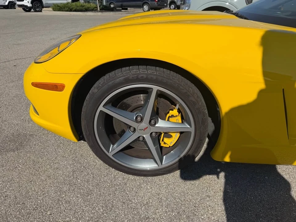 2012 Chevrolet Corvette C6 - Image 2 of 5