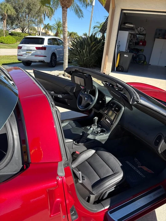 2012 Chevrolet Corvette C6 - Image 11 of 14