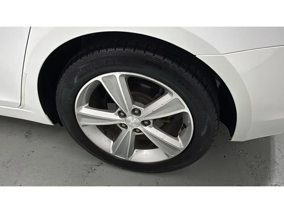 2012 Chevrolet Cruze - Image 8 of 11