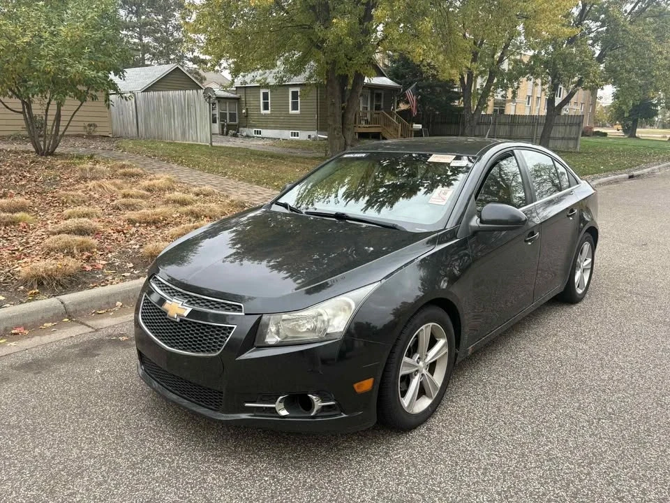 2012 Chevrolet Cruze - Image 2 of 3