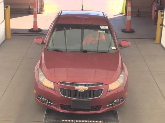 2012 Chevrolet Cruze - Image 6 of 10