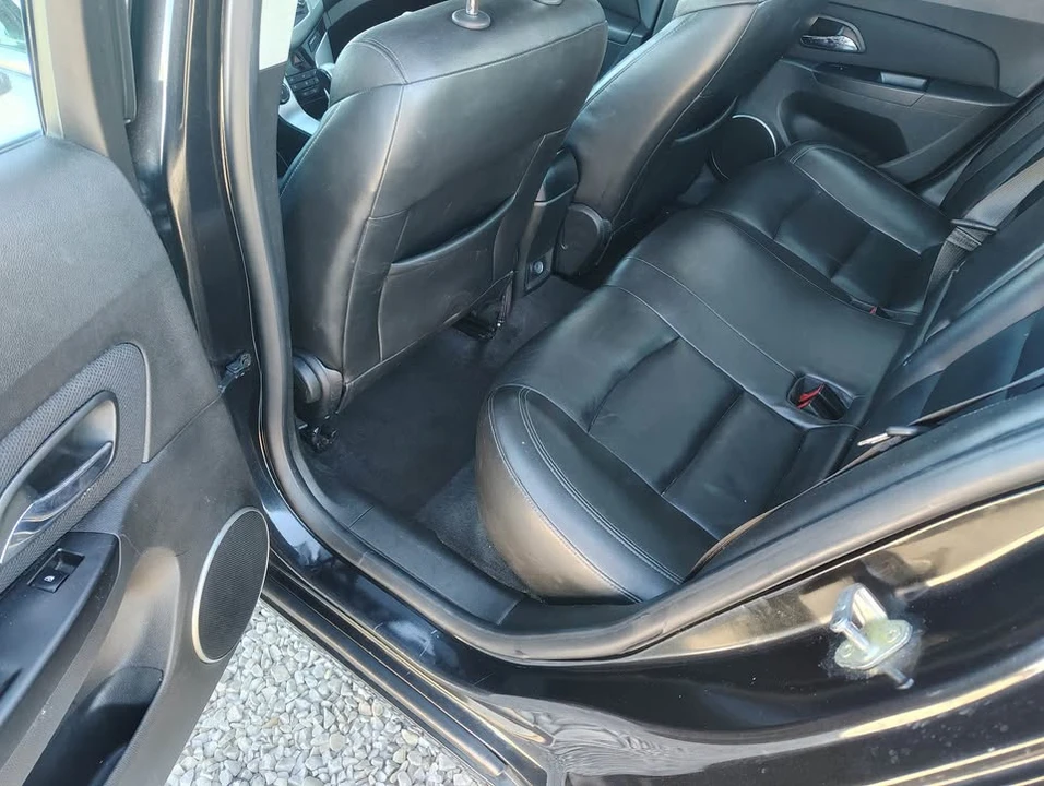 2012 Chevrolet Cruze - Image 10 of 12