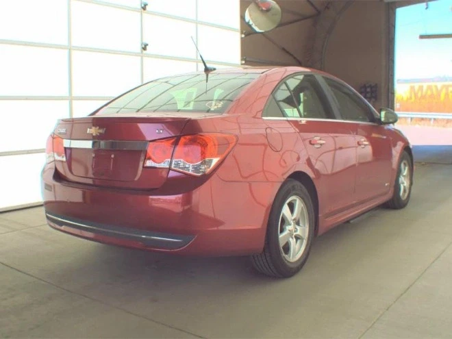 2012 Chevrolet Cruze - Image 3 of 10