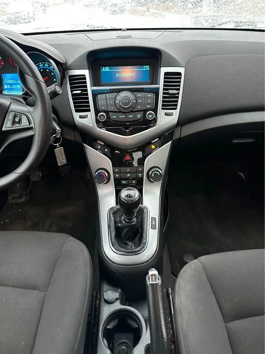 2012 Chevrolet Cruze - Image 8 of 13