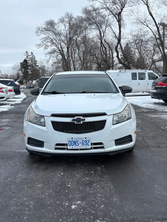 2012 Chevrolet Cruze - Image 2 of 15