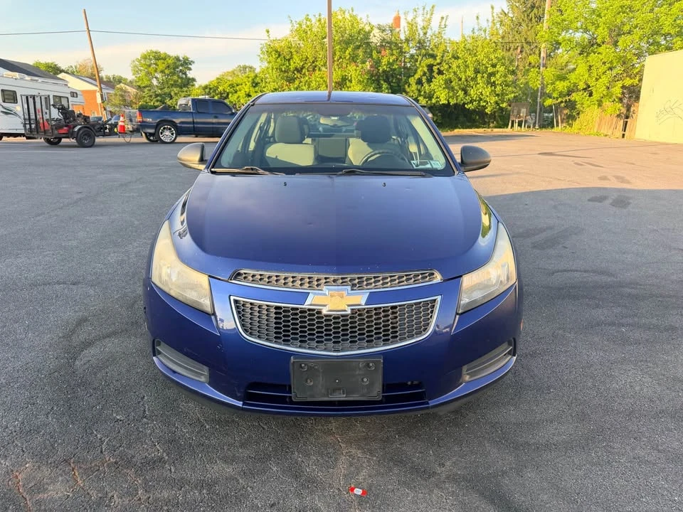 2012 Chevrolet Cruze - Image 2 of 11