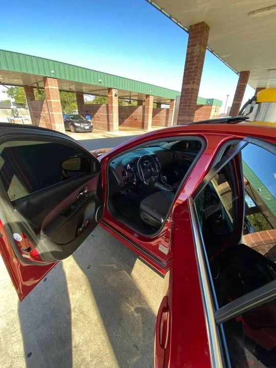 2012 Chevrolet Cruze - Image 8 of 10