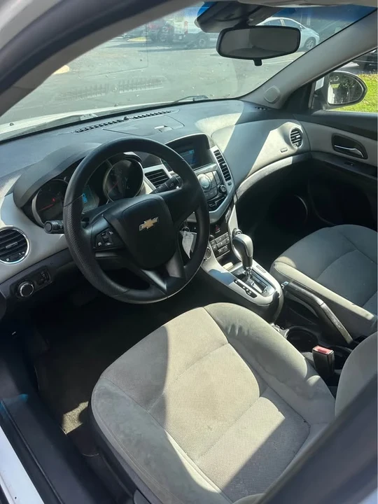 2012 Chevrolet Cruze - Image 7 of 8