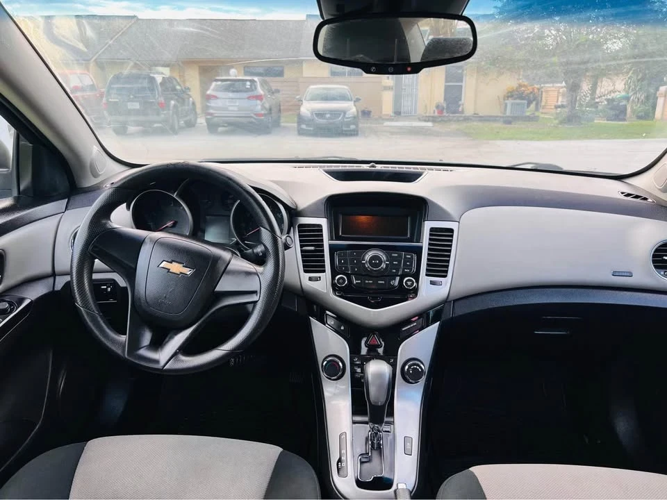 2012 Chevrolet Cruze - Image 9 of 12
