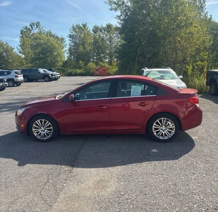 2012 Chevrolet Cruze - Image 2 of 11